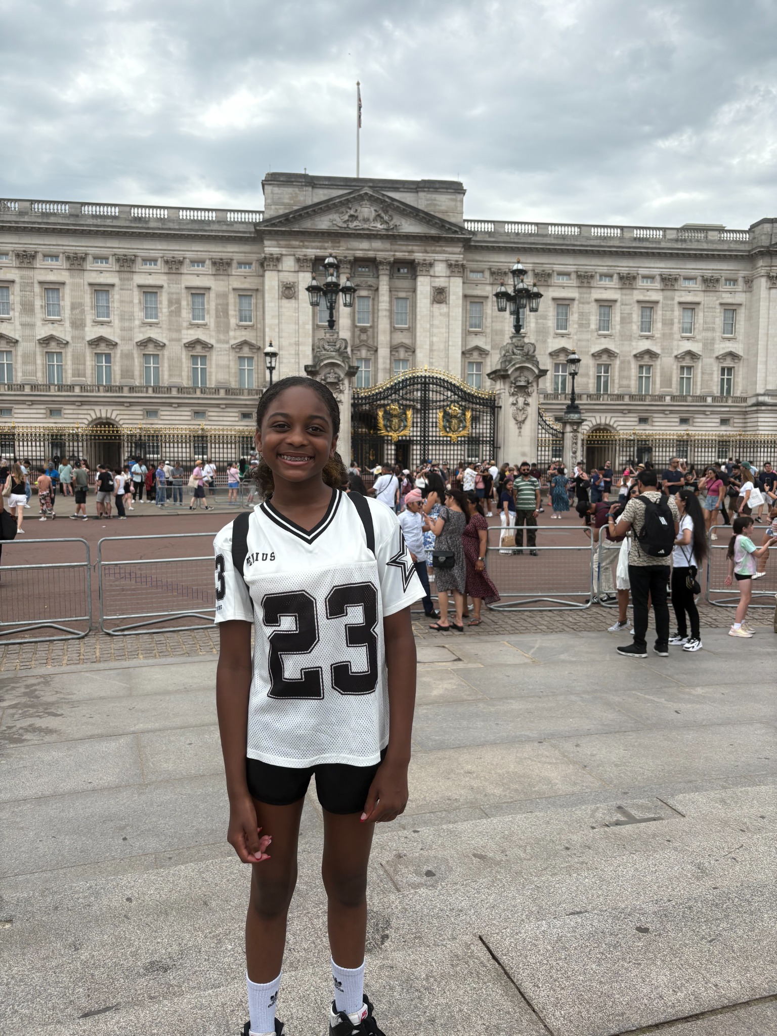 Isabella visiting Buckingham Palace in London